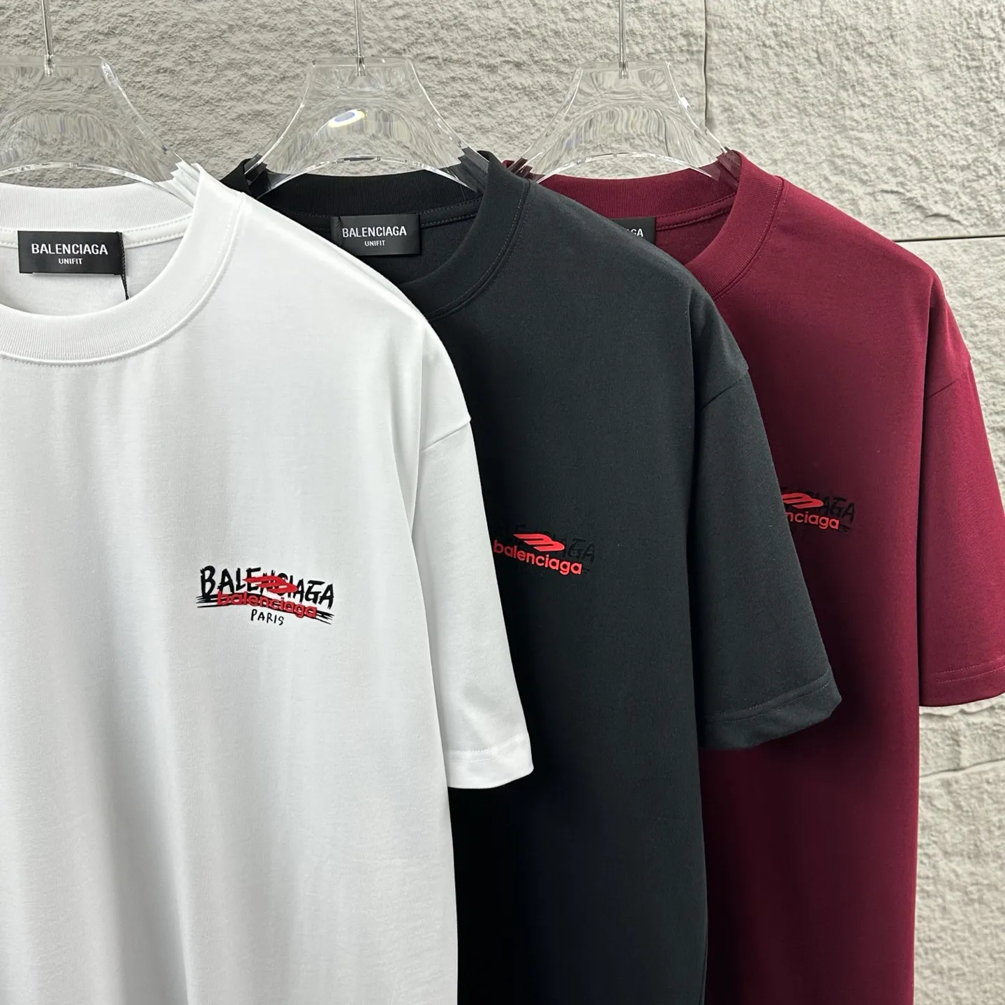 Balenciaga* * 2026 New Arrival t Classic + Same Style ：Black White Red Size： S （90-130 ） M （120-150 ） L （140-165 ） XL （160-180 ） XXL （180-210 ）